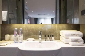 Soundproofing, cribs/infant beds - Cres&Asia Residence (Chengdu)