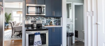 Penn State Retreat - walkable 4 b / 2 b with game room