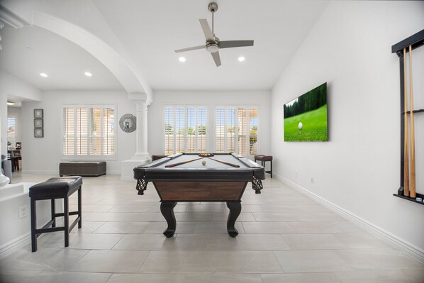 غرفة الألعاب