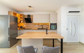 冰箱、烤箱、炉灶、洗碗机