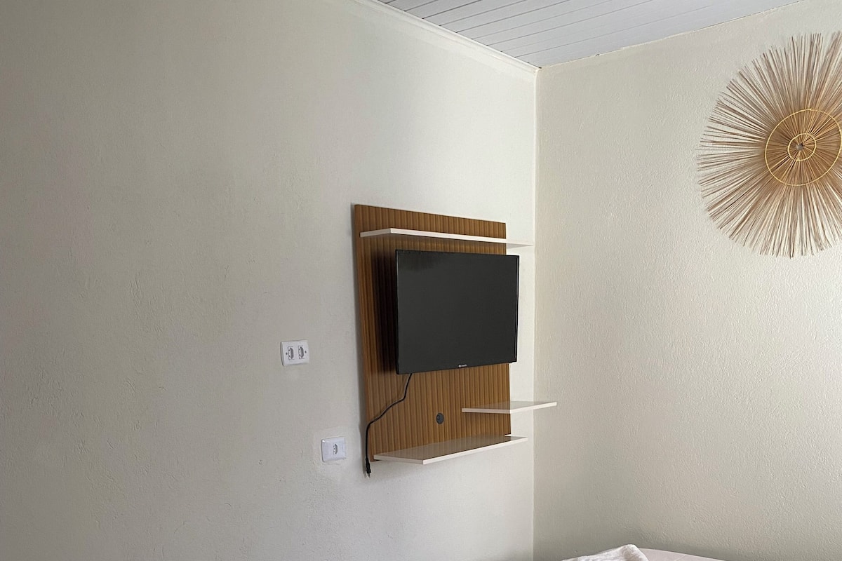 Basic Double Room | Soundproofing, WiFi (free)