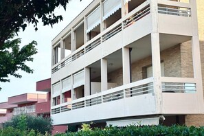 Exterior - SE123 - Marzocca, three-room apartment 300 meters from the sea (Marzocca)