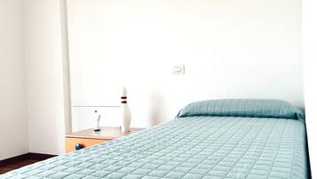 2 chambres, draps fournis