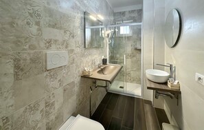 Shower - 3 bedroom cozy apartment in Grottaglie (Grottaglie)