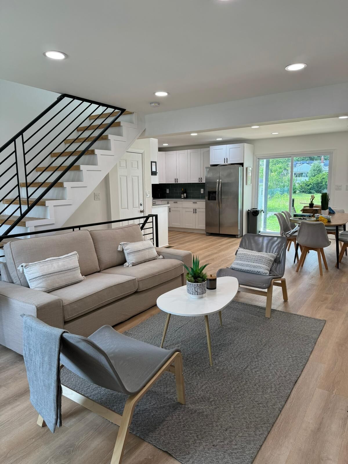 Spacious 4-bedroom house with WiFi, fitness room in nice Glassboro