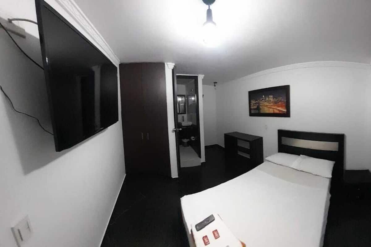 Quarto família | Camas com colchões pillow-top, Wi-Fi de cortesia, roupa de cama