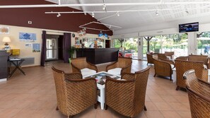 Lobby - Charmant T2 | 1.5 km de la mer | Piscine (Ondres)