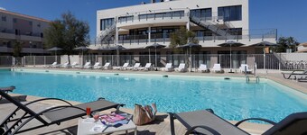 T2 près de la marina, à 2.5 km de la plage