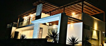 Casa de Playa con Maravillosas Vistas! Dolphin House!