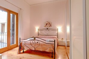 1 室のベッドルーム、アイロン / アイロン台、WiFi、ベッドシーツ