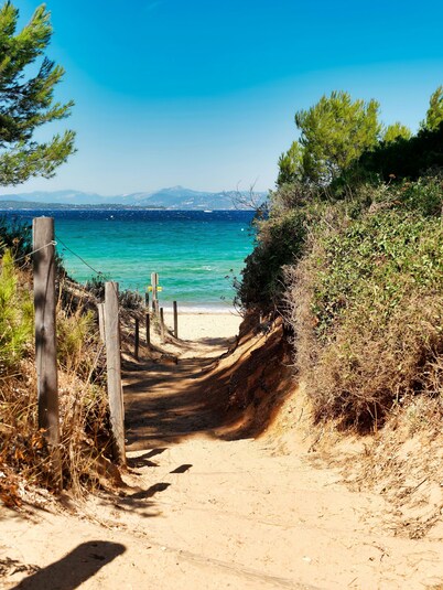 T2 à 650m de la Plage La Bergerie | Piscine