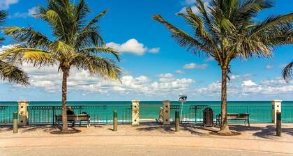 Beautiful Beachside Haven Home w/ Private Pool & BBQ Grill! 🌴