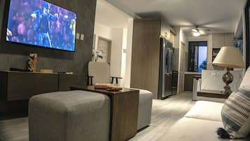 Smart-TV, Kamin, Stereoanlage