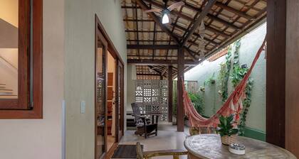 Charming 3-bedroom villa with pool, deck, WiFi and AC in Arraial D´ajuda Bahia