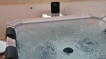 Idromassaggio all'aperto