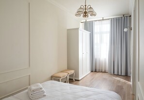 1 Schlafzimmer, Schreibtisch, Bügeleisen/Bügelbrett, WLAN