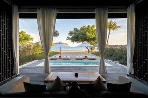 Villa, 2 Bedrooms, Beachfront (Pool) | Teres/patio