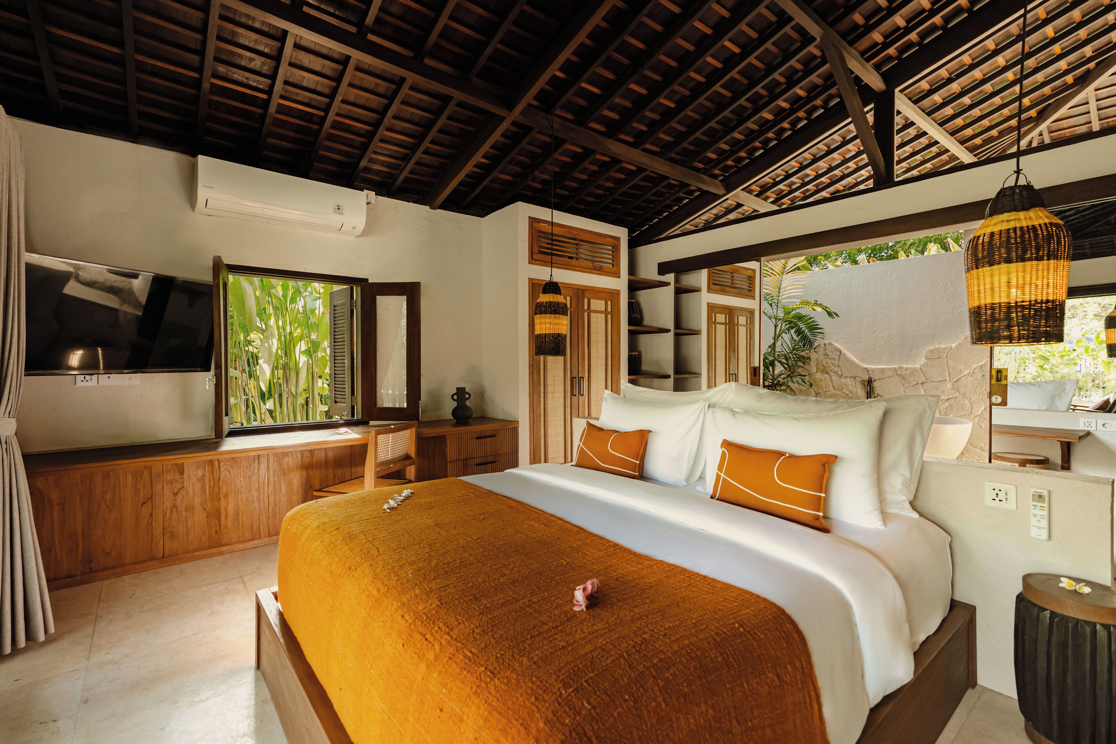 Two Bedroom Garden Villa | Egyptian cotton sheets, premium bedding, minibar, in-room safe