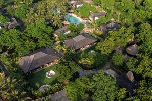 Two Bedroom Garden Villa | Egyptian cotton sheets, premium bedding, minibar, in-room safe - Kuara Lombok (Mertak)
