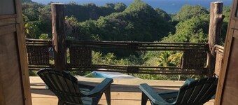 Charming 2-bedroom farmhouse in enchanting El Limón with WiFi