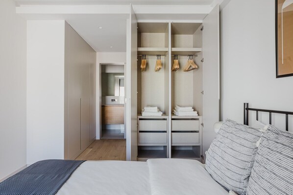 3 Schlafzimmer, Bügeleisen/Bügelbrett, WLAN, Bettwäsche