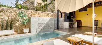 Maison de campagne "Casa Amparo" avec vue sur les montagnes, piscine privée et Wi-Fi