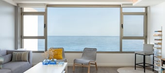 Vacation Apartment 'La Casa De La Playa' with Sea View and Wi-Fi