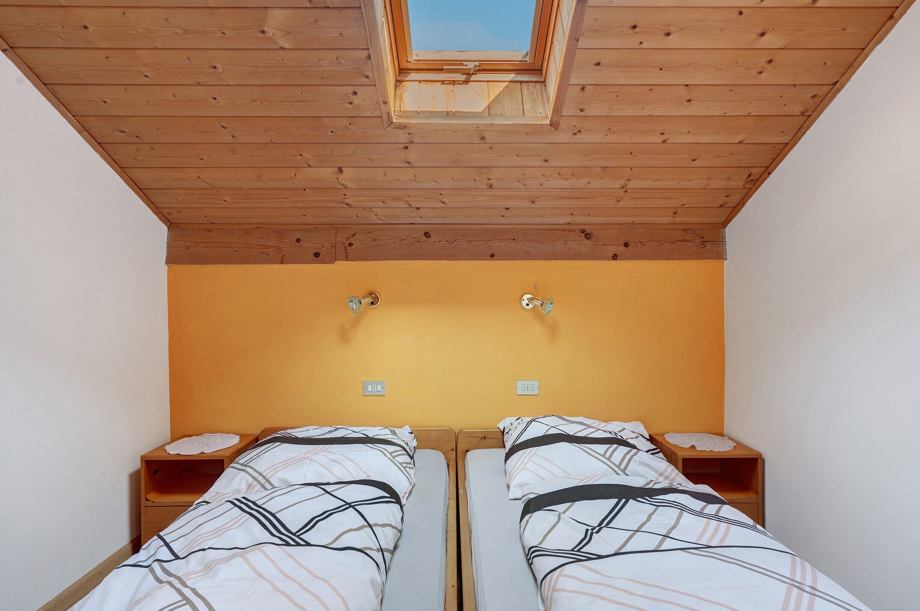 2 habitaciones, wifi gratis y ropa de cama 