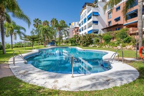 Pool - Apartment 'Apartamento Coral' with Sea View, Shared Pool and Wi-Fi (Almuñécar)