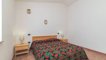 2 soveværelser, strygejern/strygebræt, sengetøj