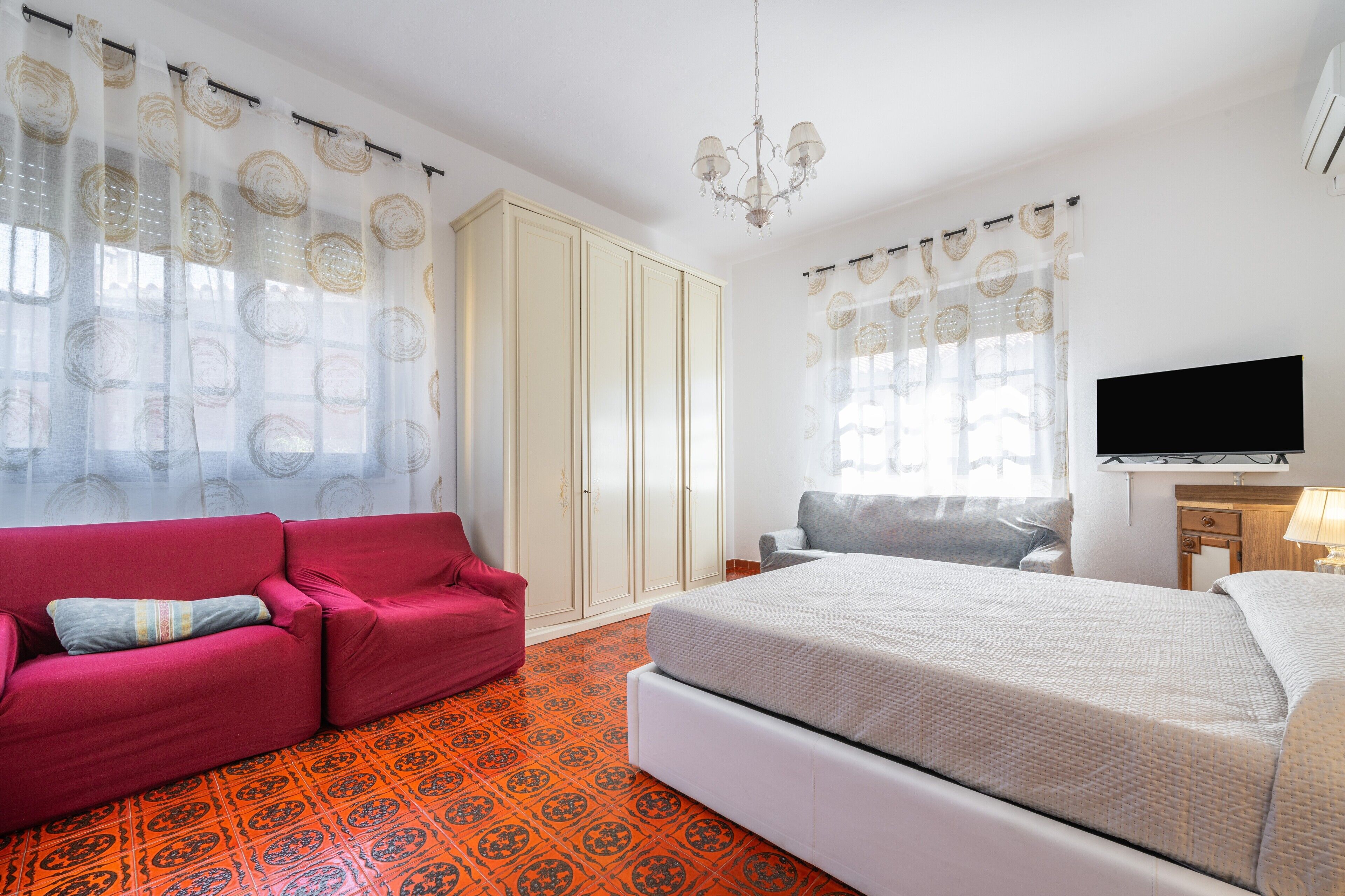 3 chambres, Wi-Fi gratuit, draps fournis