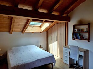 3 Schlafzimmer, Bügeleisen/Bügelbrett, kostenloses WLAN, Bettwäsche