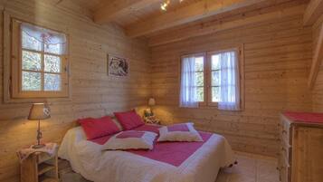 4 chambres, fer et planche Ă repasser, Wi-Fi gratuit, draps fournis