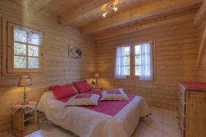 4 chambres, fer et planche Ă repasser, Wi-Fi gratuit, draps fournis