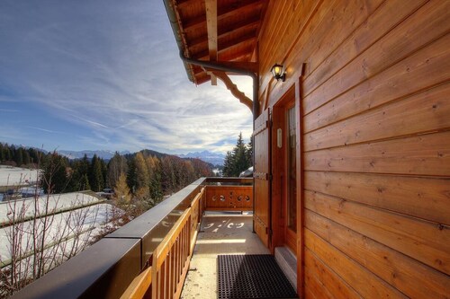 Chalet 'Makaau - Praz De Lys' with Mountain View, Private Terrace and Wi-Fi
