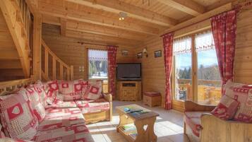 TV, DVD player, table tennis, stereo