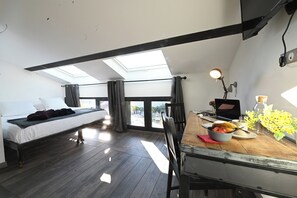 7 dormitorios, tabla de planchar con plancha, wifi gratis y ropa de cama