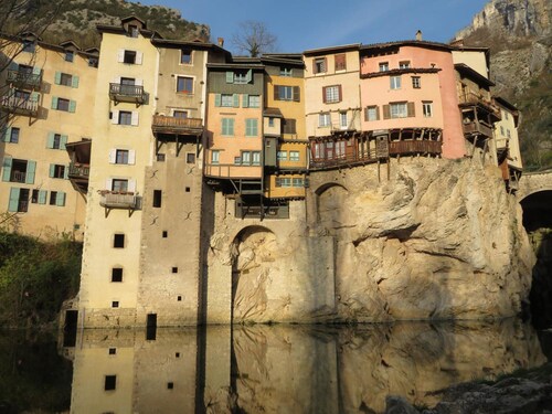 Appartement "Au Bonheur Suspendu" avec terrasse privée, Wi-Fi et climatisation
