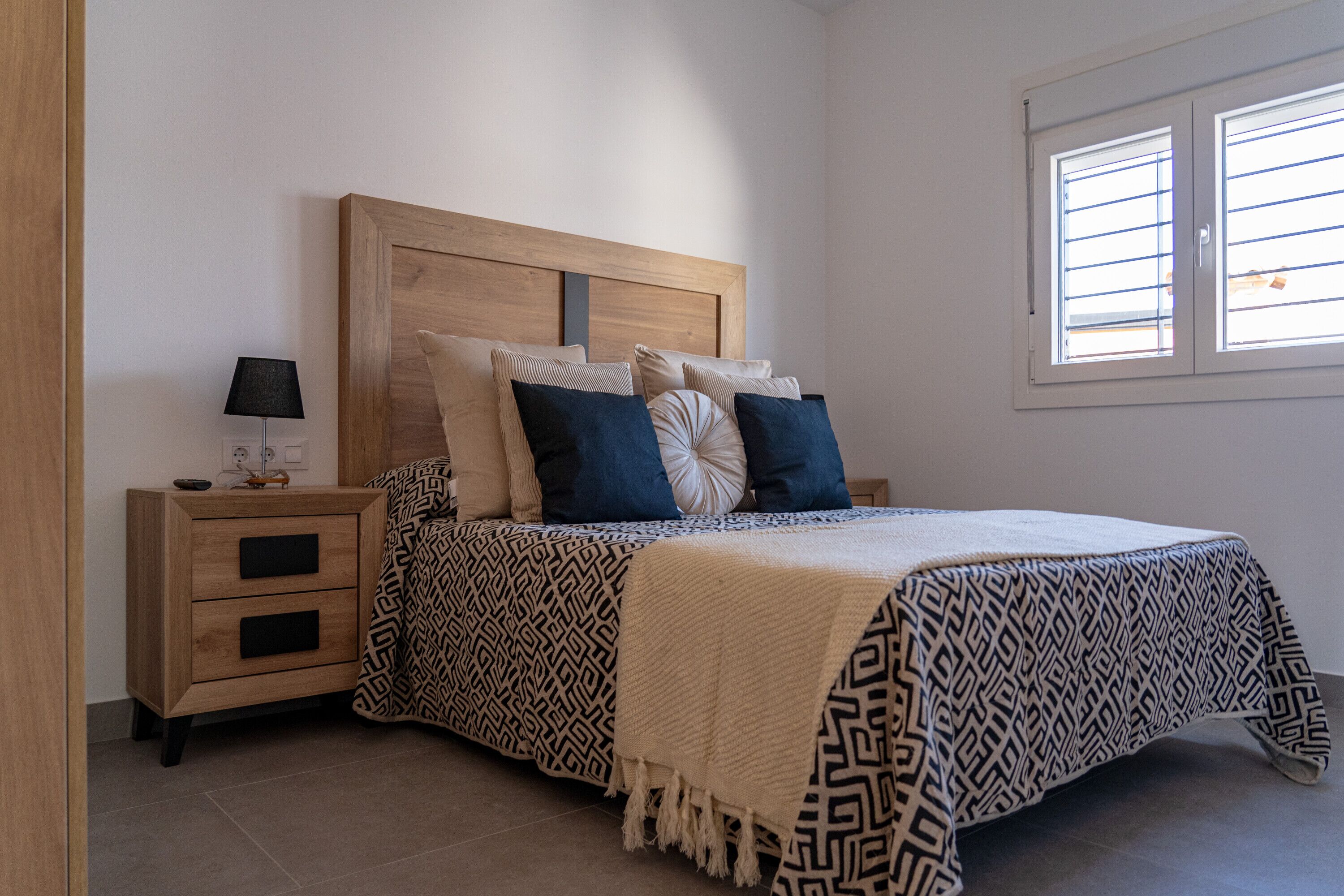 3 dormitorios, tabla de planchar con plancha, wifi gratis y ropa de cama