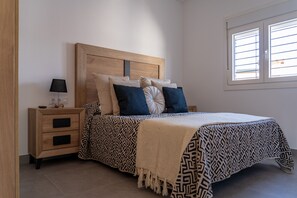 3 bedrooms, iron/ironing board, free WiFi, bed sheets - Holiday Home 'Miramar' with Mountain View, Wi-Fi and Air Conditioning (Vejer de la Frontera)