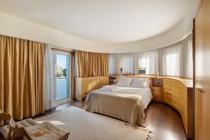 4 Schlafzimmer, Bügeleisen/Bügelbrett, kostenloses WLAN, Bettwäsche