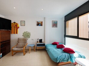 1 bedroom, free WiFi, bed sheets - Apartment 'Gesmark' with Wi-Fi and Air Conditioning (Mataró)