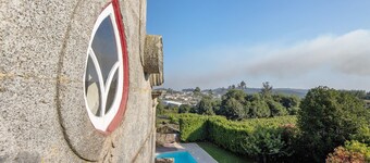 Casa do Mirante: Private Pool, Terrace & Wi-Fi in Penafiel