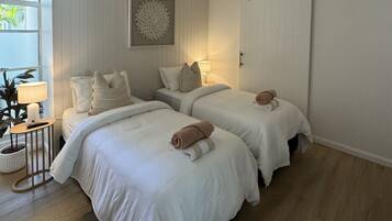 1 chambre, fer et planche à repasser, Wi-Fi gratuit, draps fournis