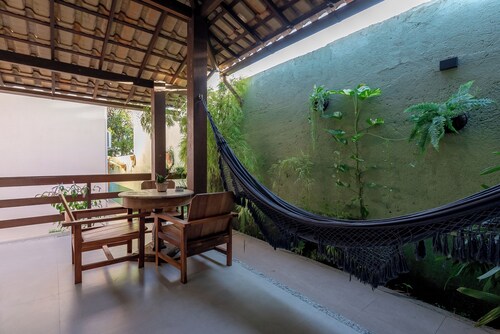 Charming 3-bedroom villa with pool, WiFi, AC at Arraial D`ajuda, South Bahia