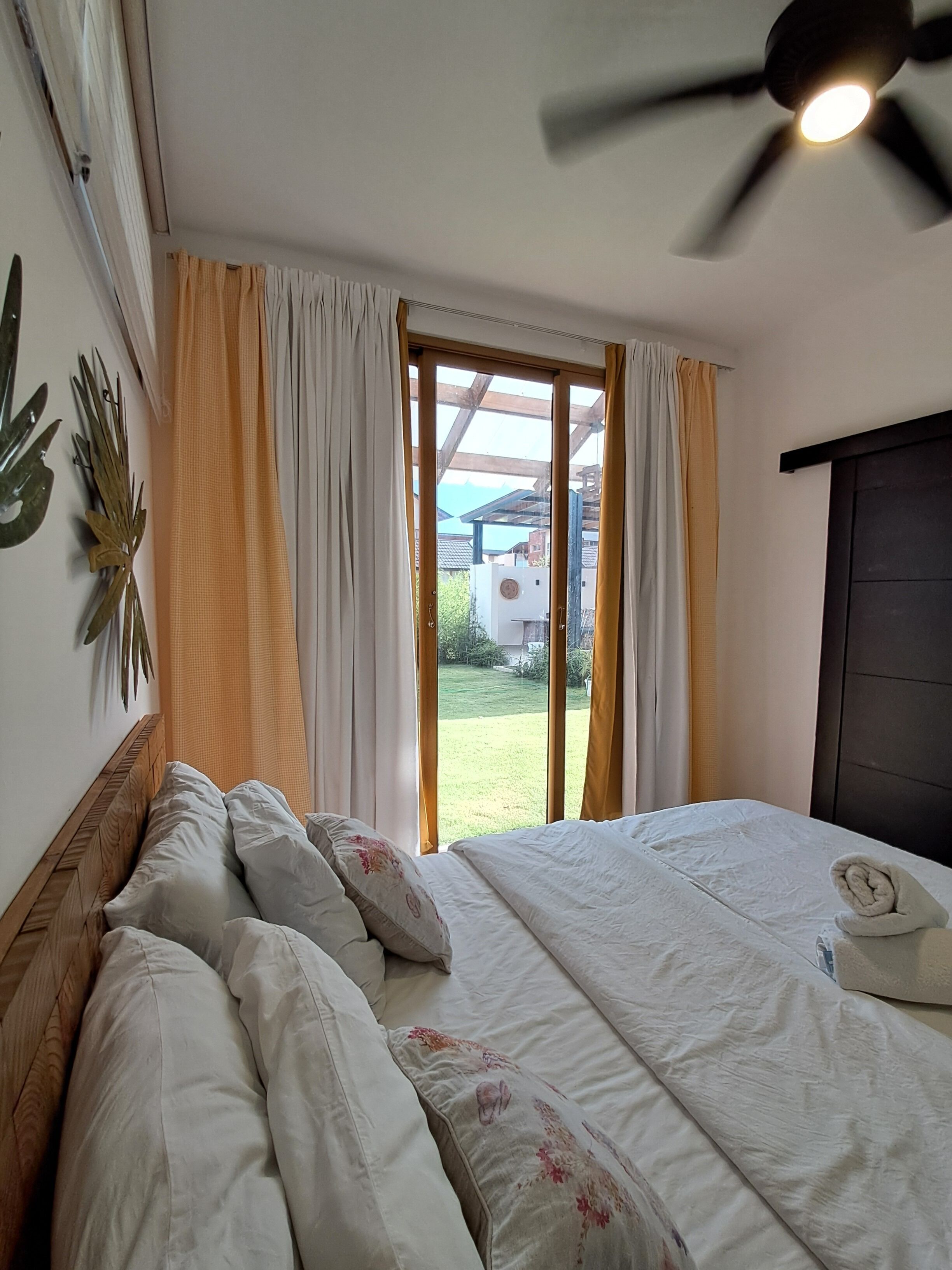 4 多间卧室、WiFi、床单