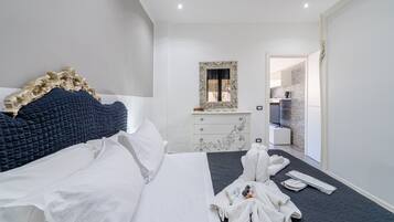 1 chambre, fer et planche Ă repasser, Wi-Fi gratuit, draps fournis