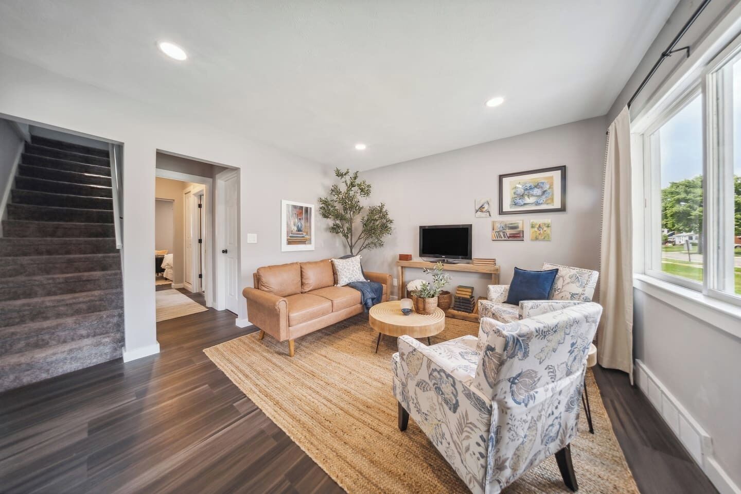 Charming 3 bedroom, 2.5 bath home