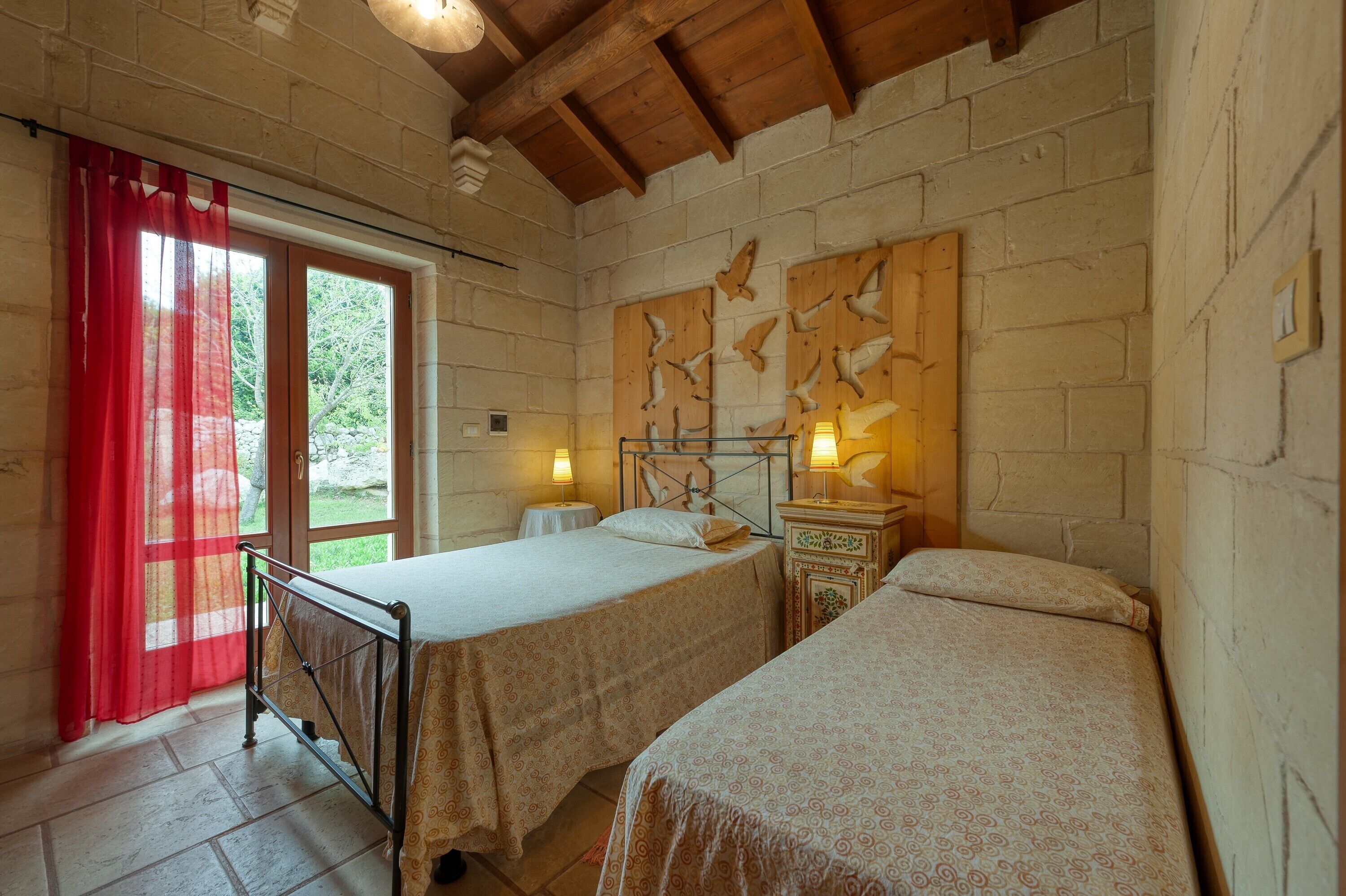 2 quartos, Wi-Fi de cortesia, roupa de cama