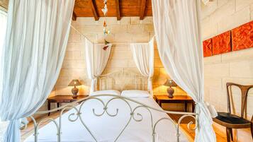 1 camera, una scrivania, Wi-Fi gratuito, lenzuola